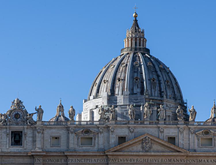 Vaticano - arrivano le sanpietrine: per la prima volta due donne nell’organico della Basilica