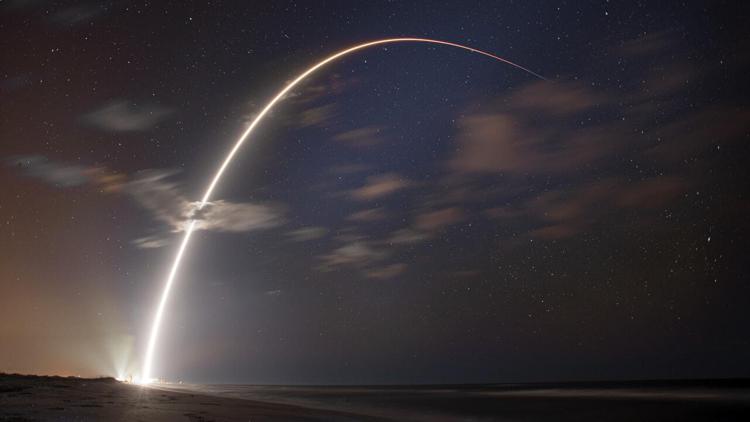 SpaceX espande la rete Starlink: quasi 6000 satelliti in orbita