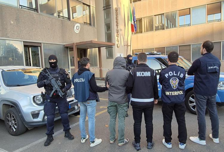 Blitz contro mafia turca in Italia, 19 arresti: in manette presunto boss Baris Boyun