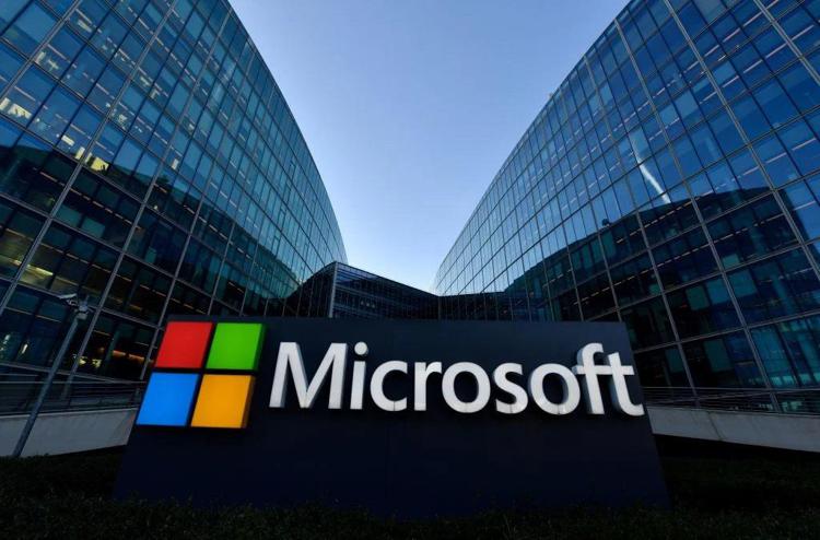 Microsoft lancia la prima Virtual Career Fair: un hub digitale per il futuro del lavoro