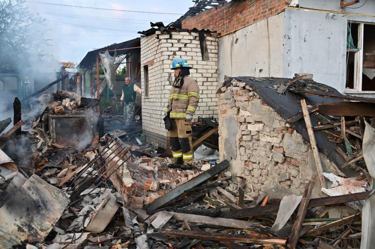 Casa bombardata a Kharkiv
