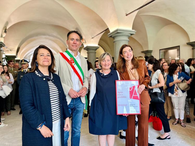 (Da sinistra Alessia Macchia, Dg Sant'Anna; Michele Conti, sindaco di Pisa; Sabina Nuti, rettrice; Alessandra Boyl)