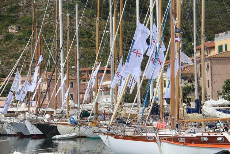 Vela d'epoca, dal 6 all'8 giugno torna il Capraia Sail Rally