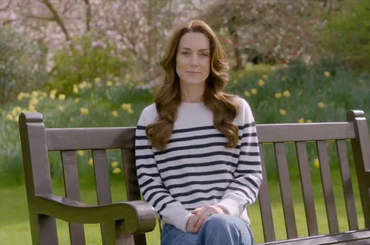 Kate Middleton nel video di annuncio sulla malattia - Fotogramma /Ipa