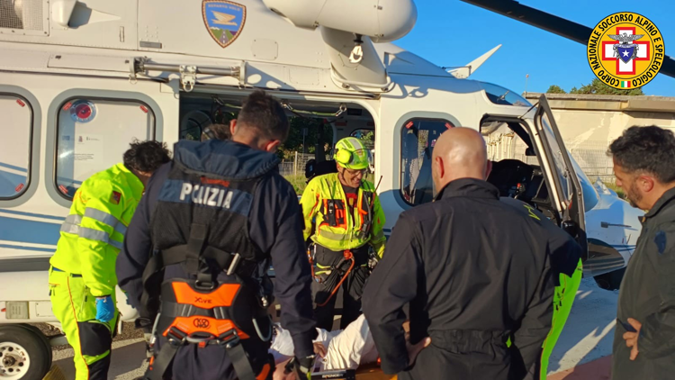 Doppio intervento Soccorso Alpino a Vulcano e allo Zingaro