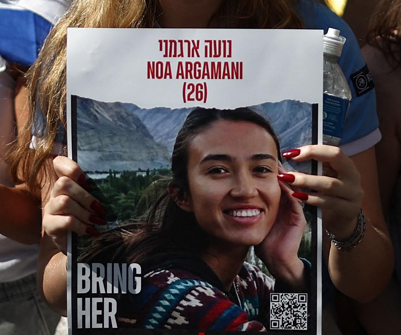 Noa Argamani liberata - chi è la studentessa israeliana rapita durante il rave 
