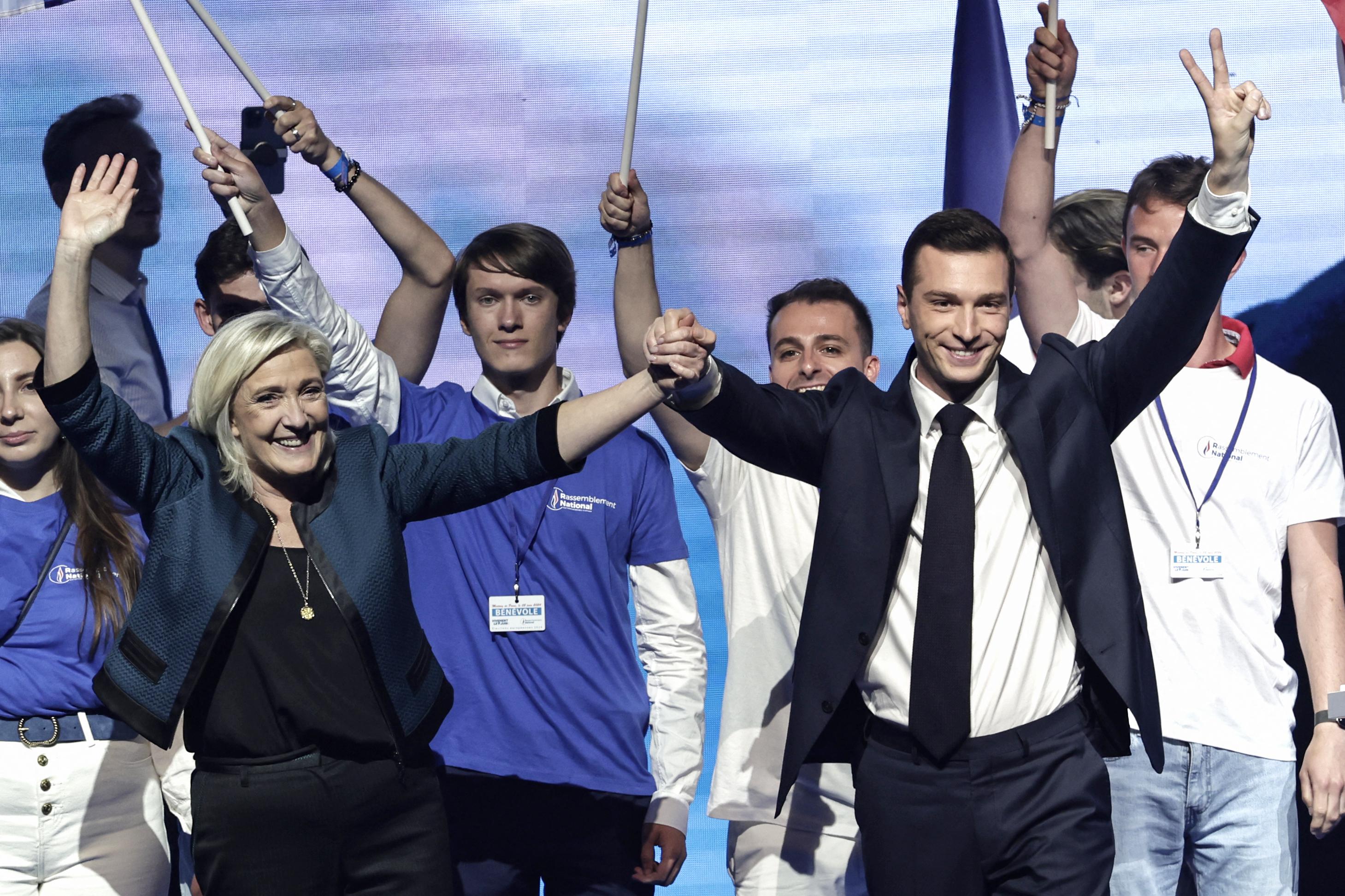 Europee Francia - stravince Le Pen - Macron scioglie Parlamento: elezioni - Boom destra anche in Germania e Austria