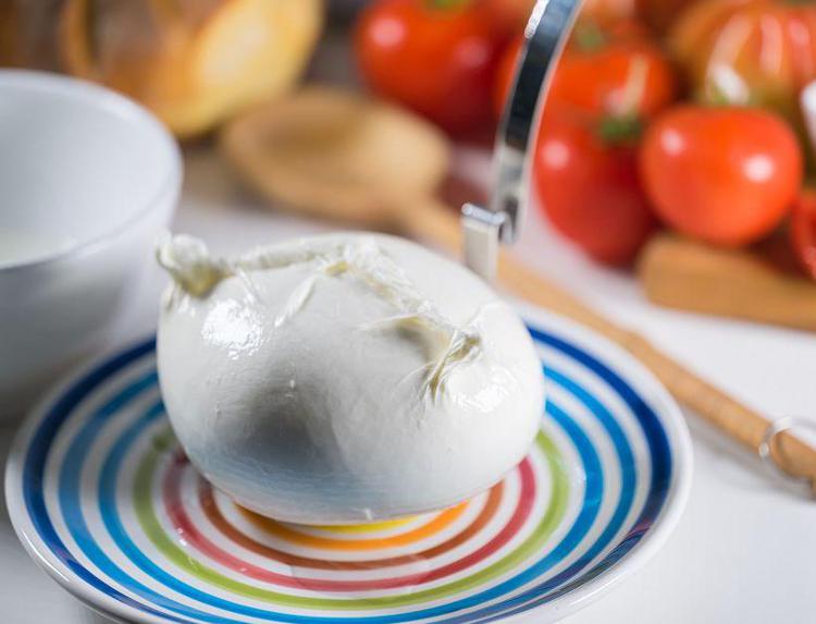 Mozzarella Dop, 'duello' formaggi Italia-Francia focus Osservatorio economico