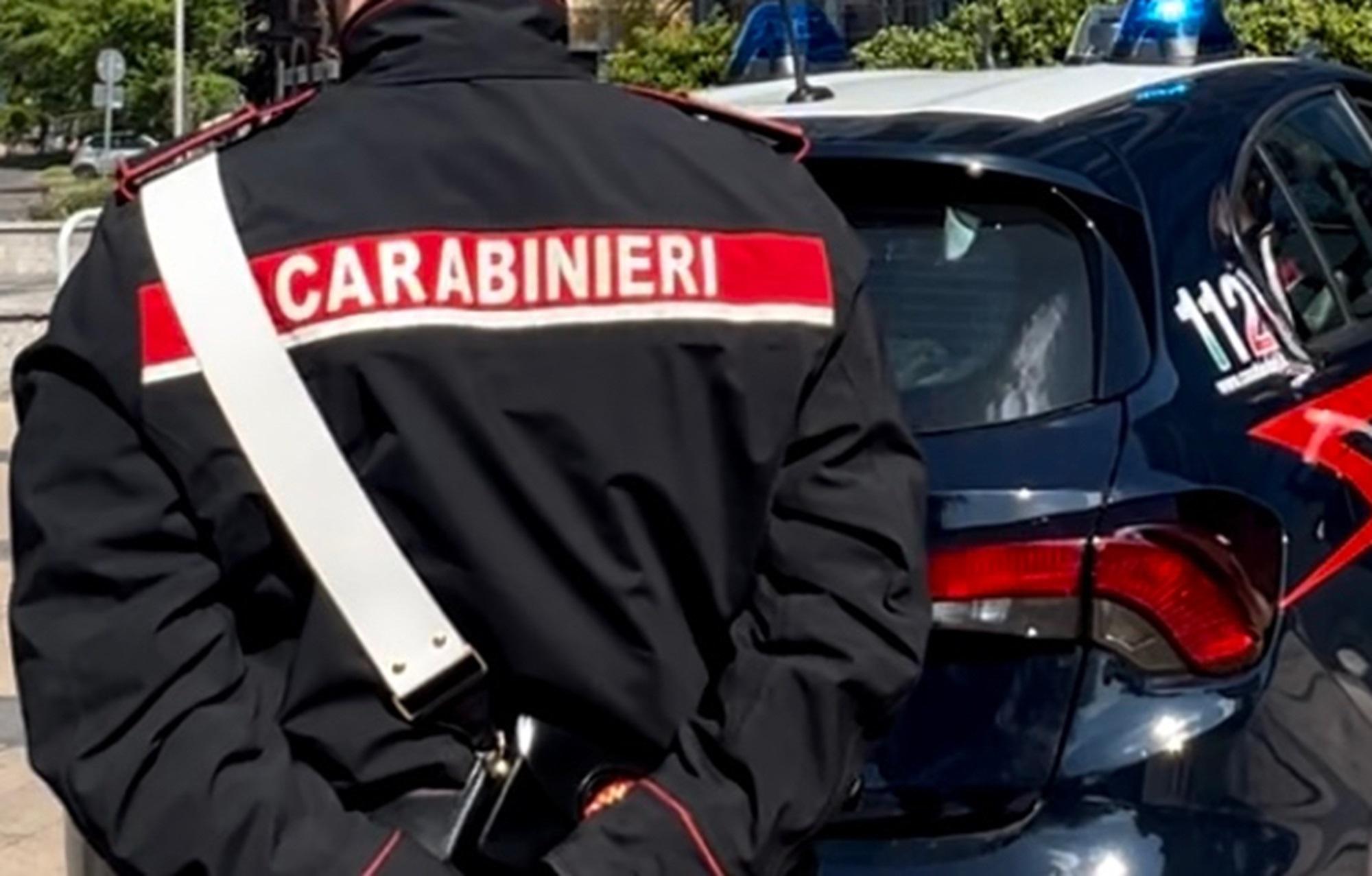 Blitz dei carabinieri al Comune di Caserta - appalti pubblici nel mirino