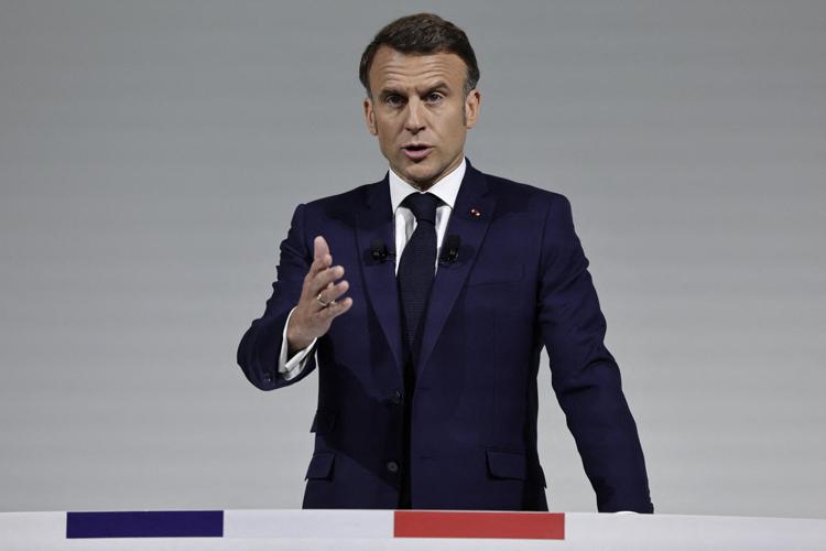 Emmanuel Macron in conferenza stampa - Afp