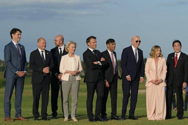 I capi di stato e di governo al G7