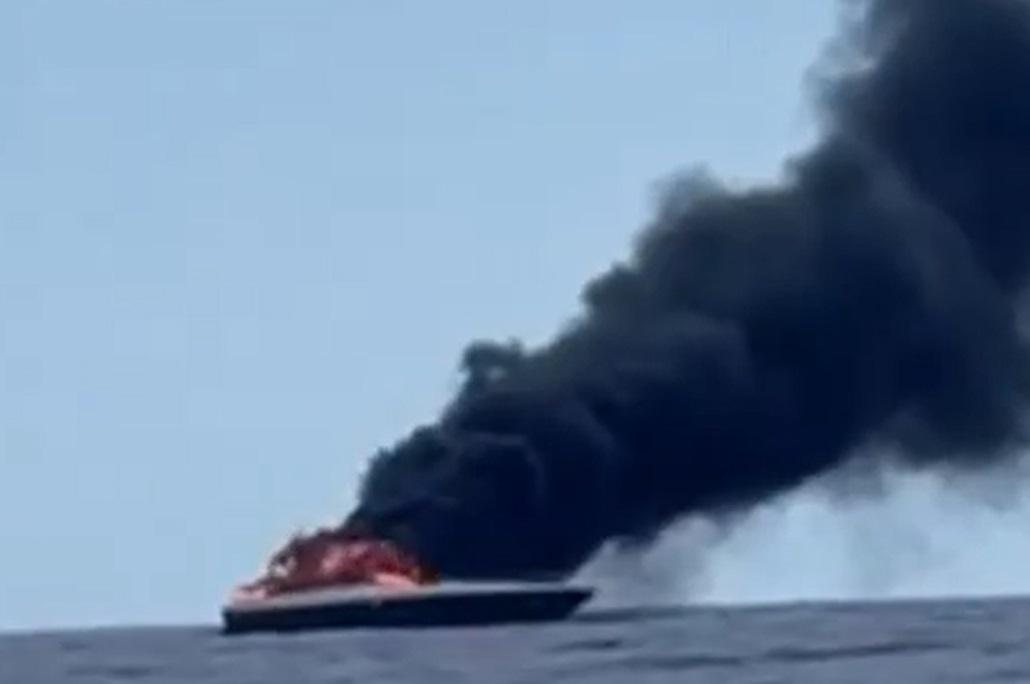 Stefania Craxi - yacht in fiamme affonda: salvata con il marito 