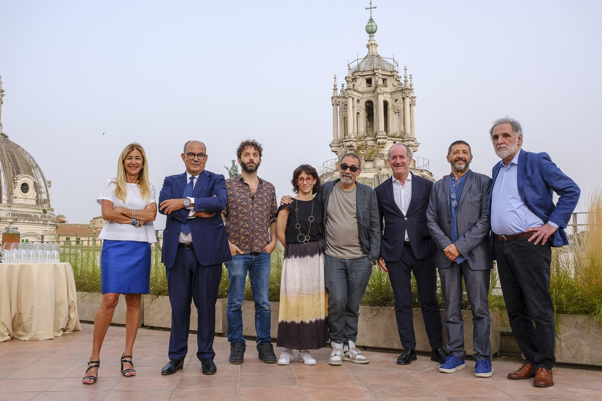 Summer on tour for the finalists of the Campiello Prize