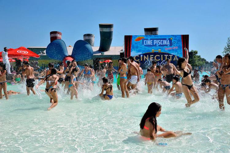 Aqua World, è arrivata l’estate al parco acquatico di Cinecittà World