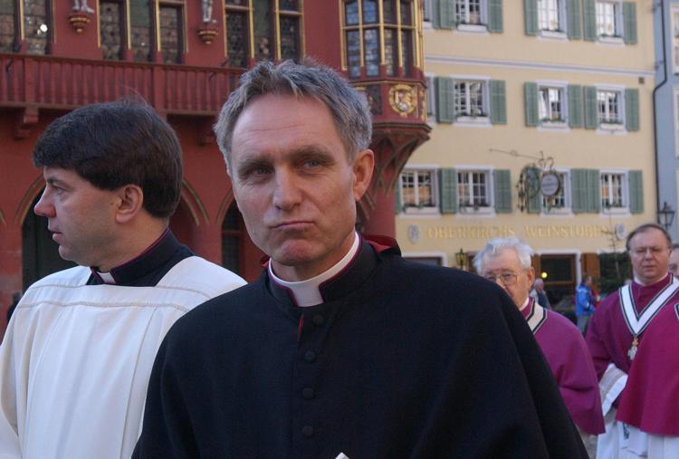 Padre Georg - Fotogramma