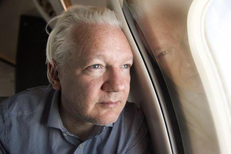Julian Assange - (Da profilo X di WikiLeaks)