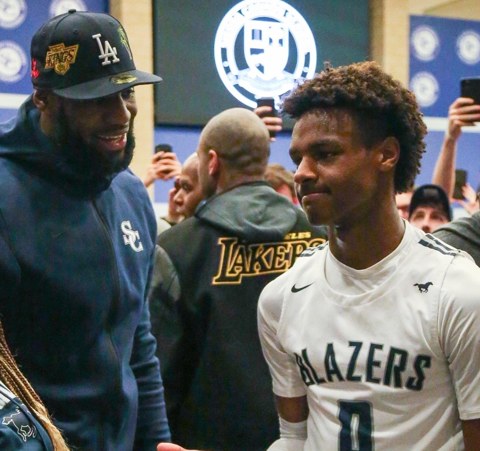 LeBron will play with his son, Lakers choose Bronny James in the NBA draft