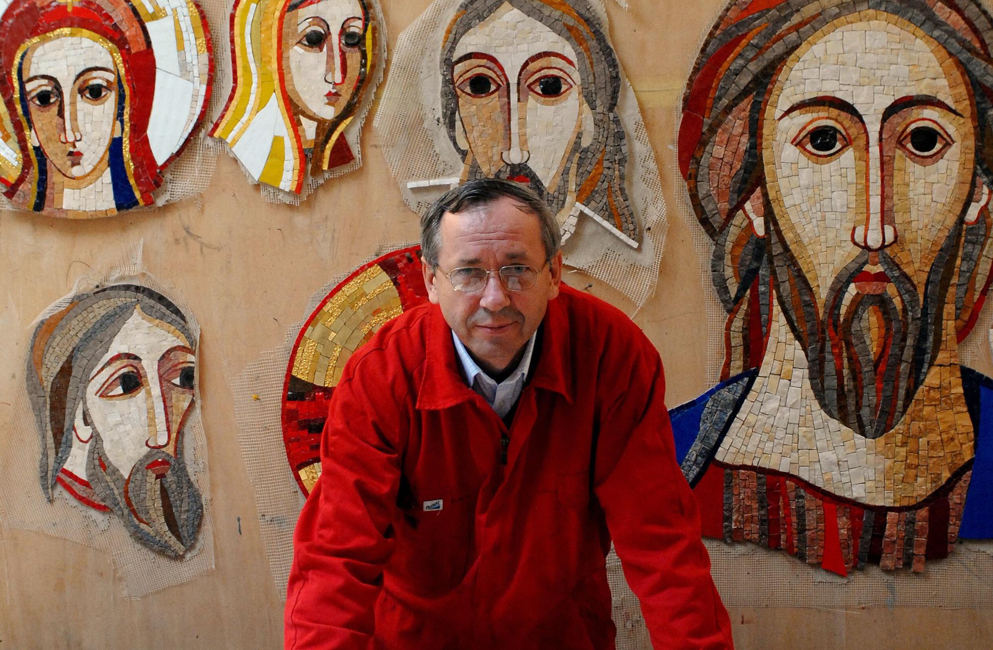 Via i mosaici di padre Rupnik dalle chiese - la lettera delle vittime ai Vescovi del mondo