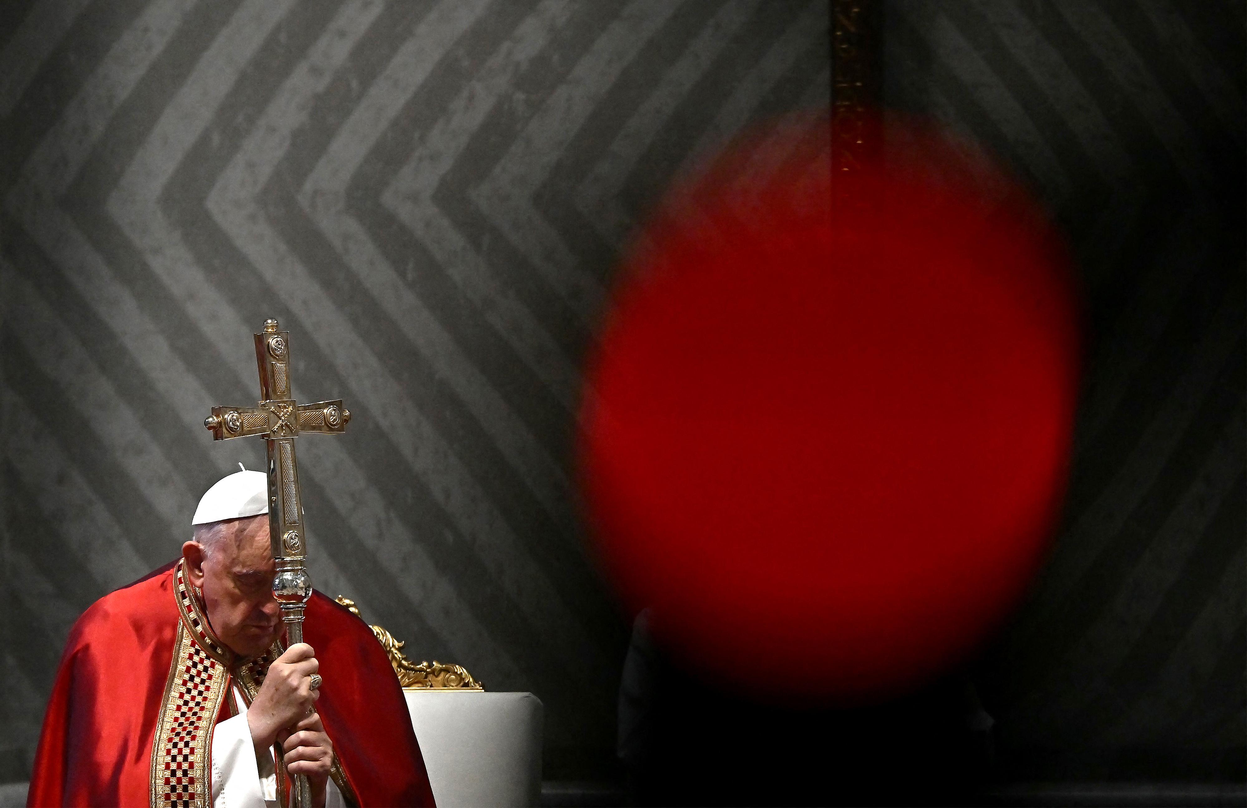 San Pietro e Paolo - il Papa: Autorità che non è servizio è dittatura
