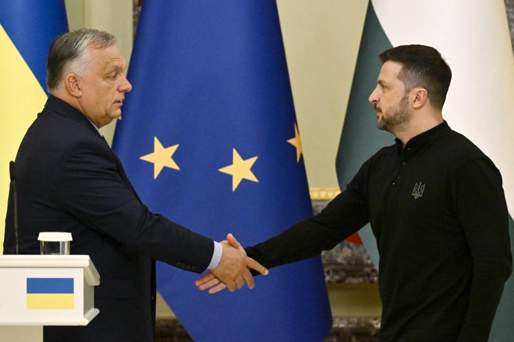 Orban e Zelensky a Kiev - Afp
