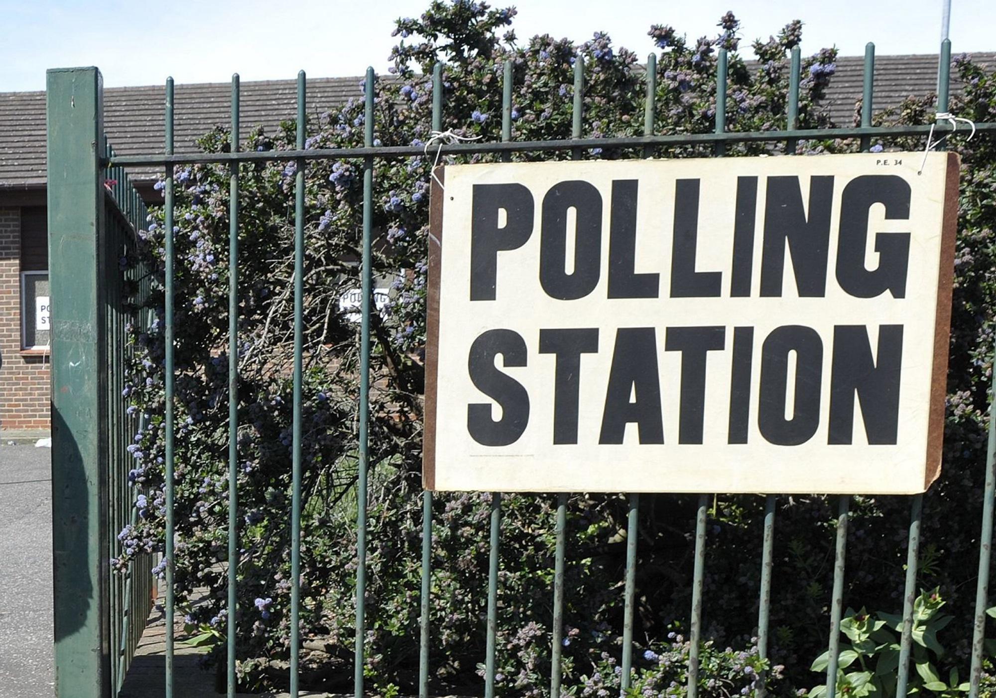 Elezioni Regno Unito - oggi urne aperte: Labour verso trionfo