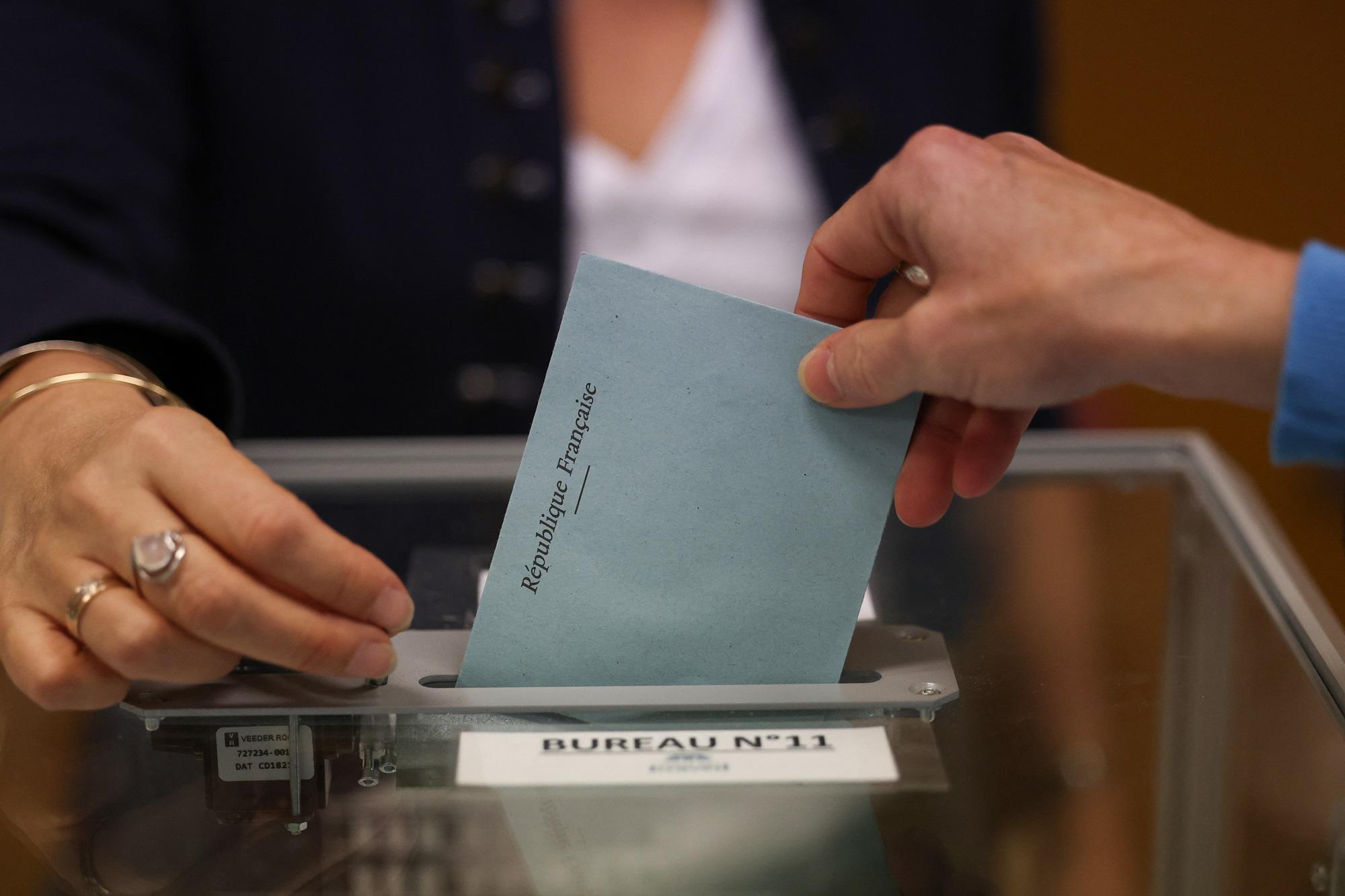 Elezioni Francia - urne aperte per il secondo turno