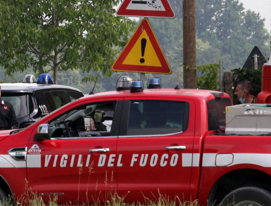 Padova - cade nel miscelatore del cibo per bestiame: morto