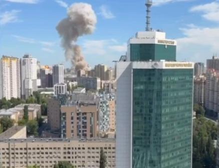 Kiev - missile Russia colpisce ospedale pediatrico 