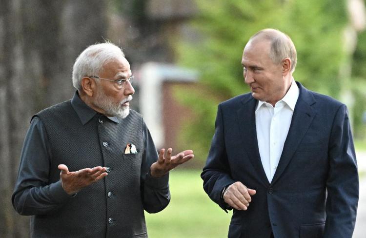 Narendra Modi e Vladimir Putin