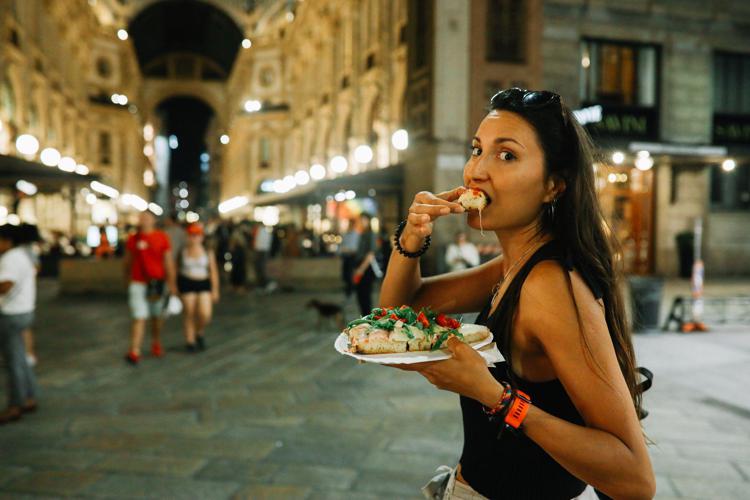 Estate, italiani in vacanza tra voglia di relax e buon cibo per ricaricare energie