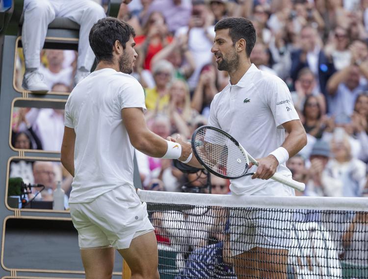 Alcaraz e Djokovic nella finale di Wimbledon 2023