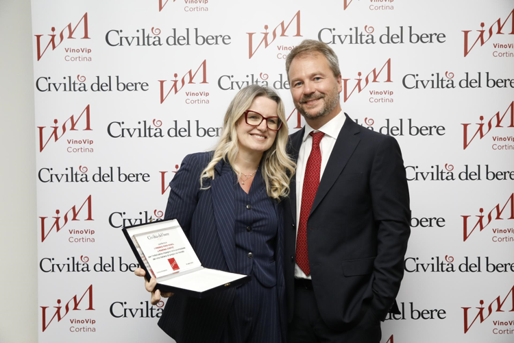 Vino, a VinoVip Cortina 'Civiltà del bere' consegna a Marina Cvetic il Premio Khail 2024