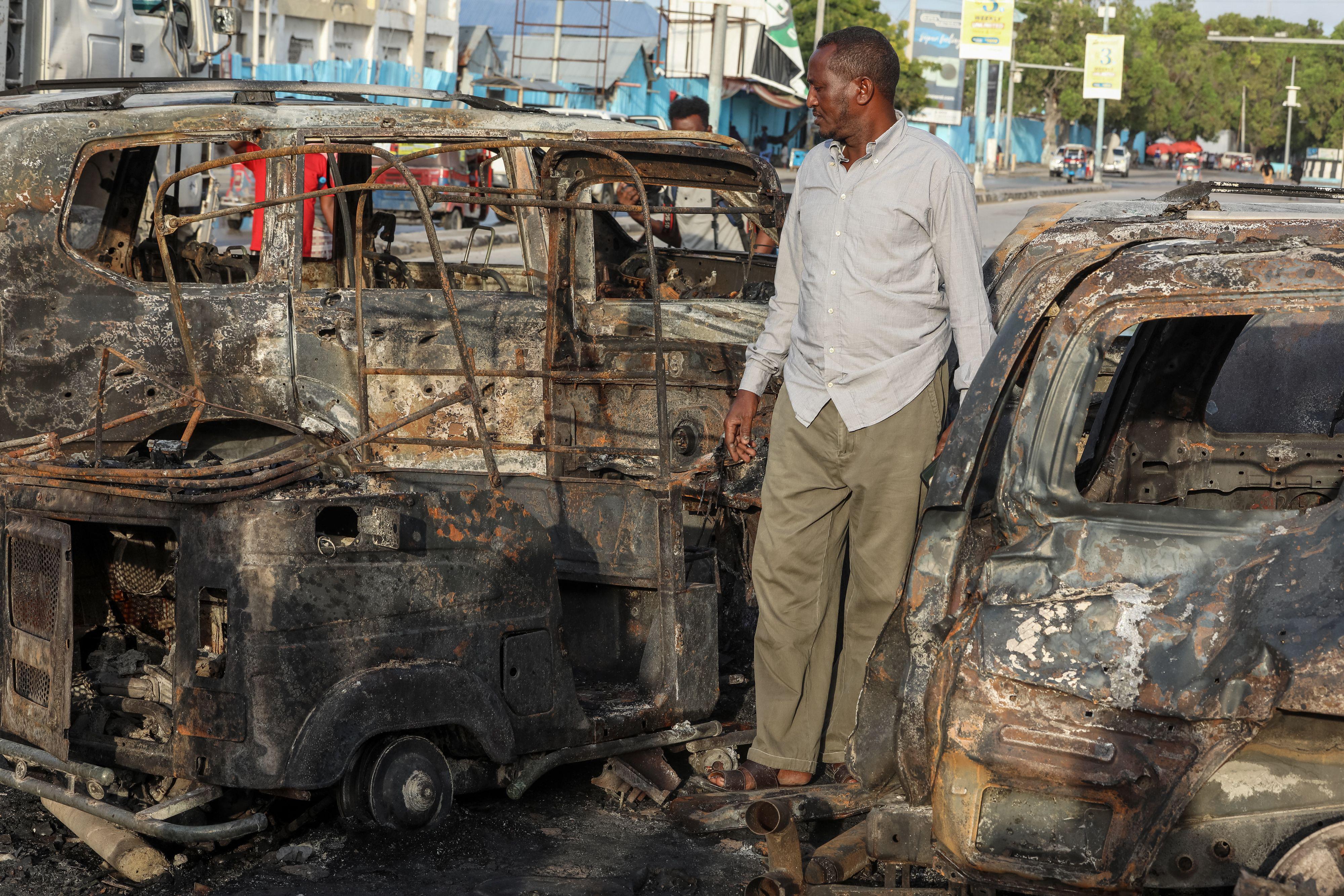 Somalia - autobomba in ristorante durante finale Euro 2024: 5 morti