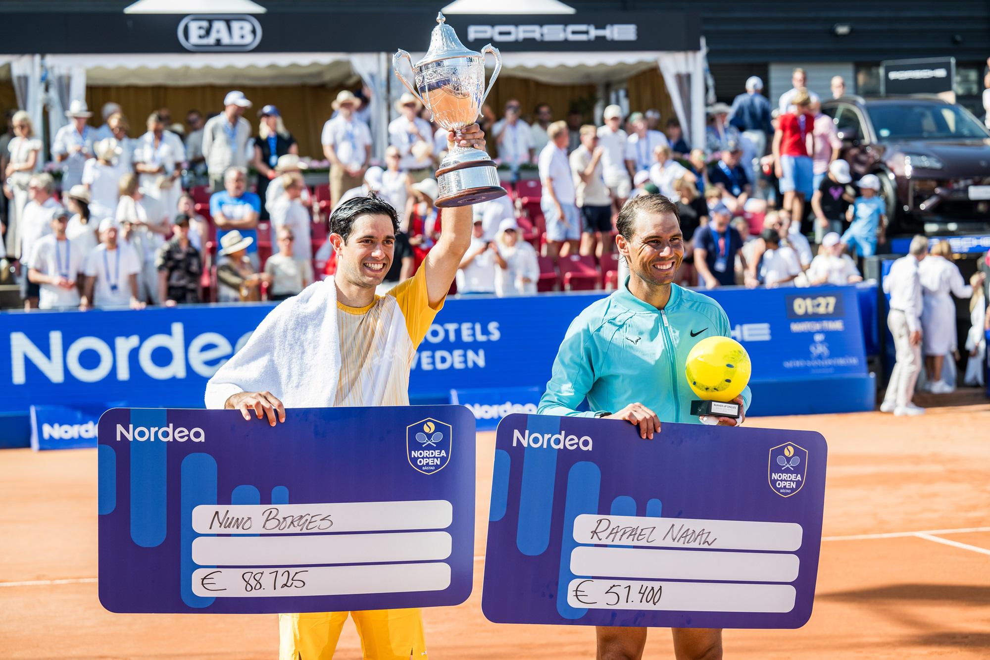 Atp Bastad - Nadal ko in finale: vince il portoghese Borges