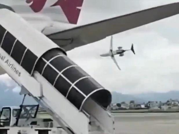 Nepal - aereo si schianta al decollo: il video del disastro
