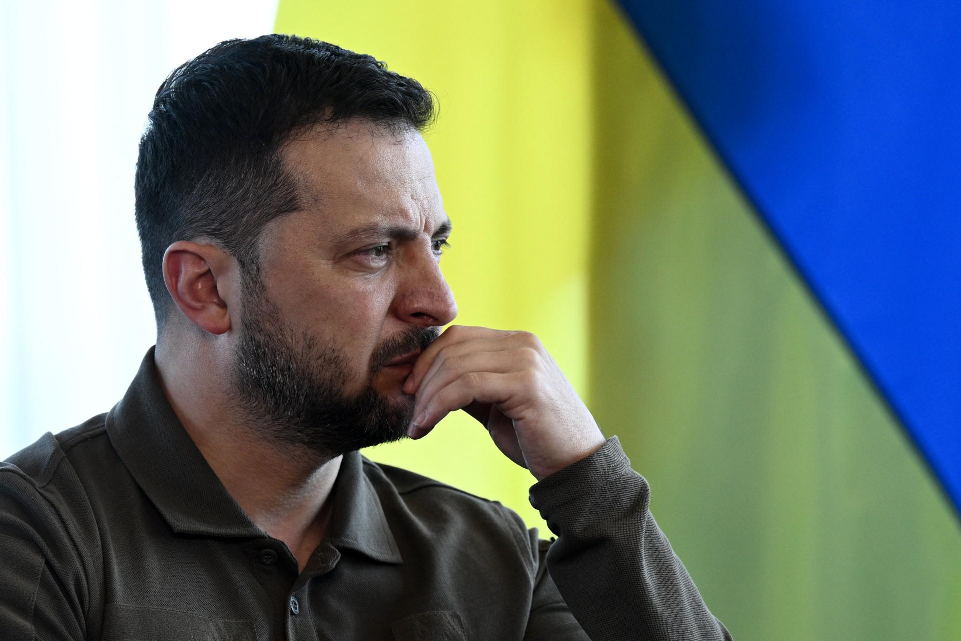 Ucraina - Zelensky smonta il governo: rischia anche Kuleba