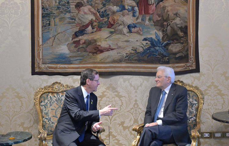 Herzog e Mattarella, la foto postata su Twitter dal presidente israeliano