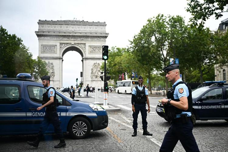 Polizia in Francia - (Afp)