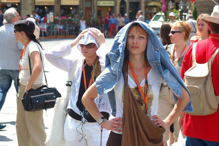 Turisti provati dal caldo