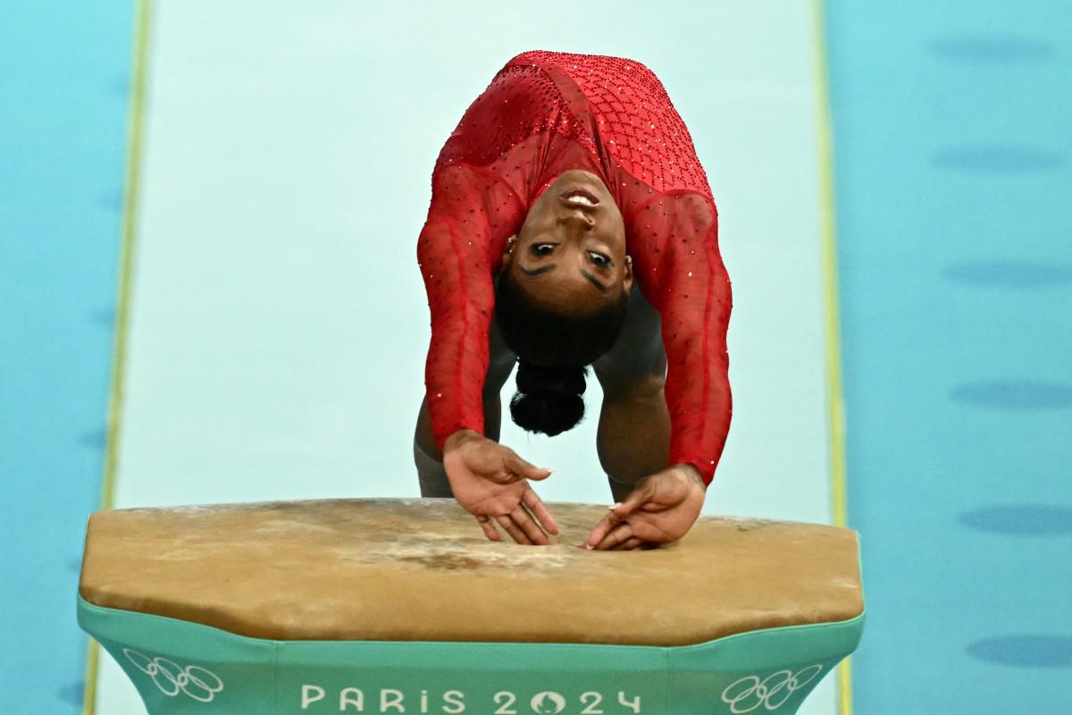 Parigi 2024 - Biles fa tris: oro anche al volteggio