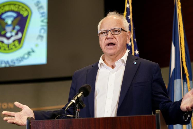 Tim Walz, candidato Vicepresidente dei Democratici