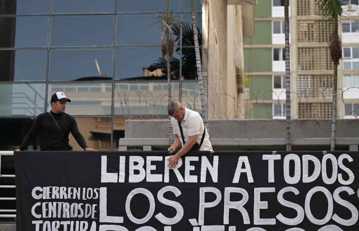 Venezuela - deputato arrestato dopo intervista con Adnkronos: il sostegno della politica