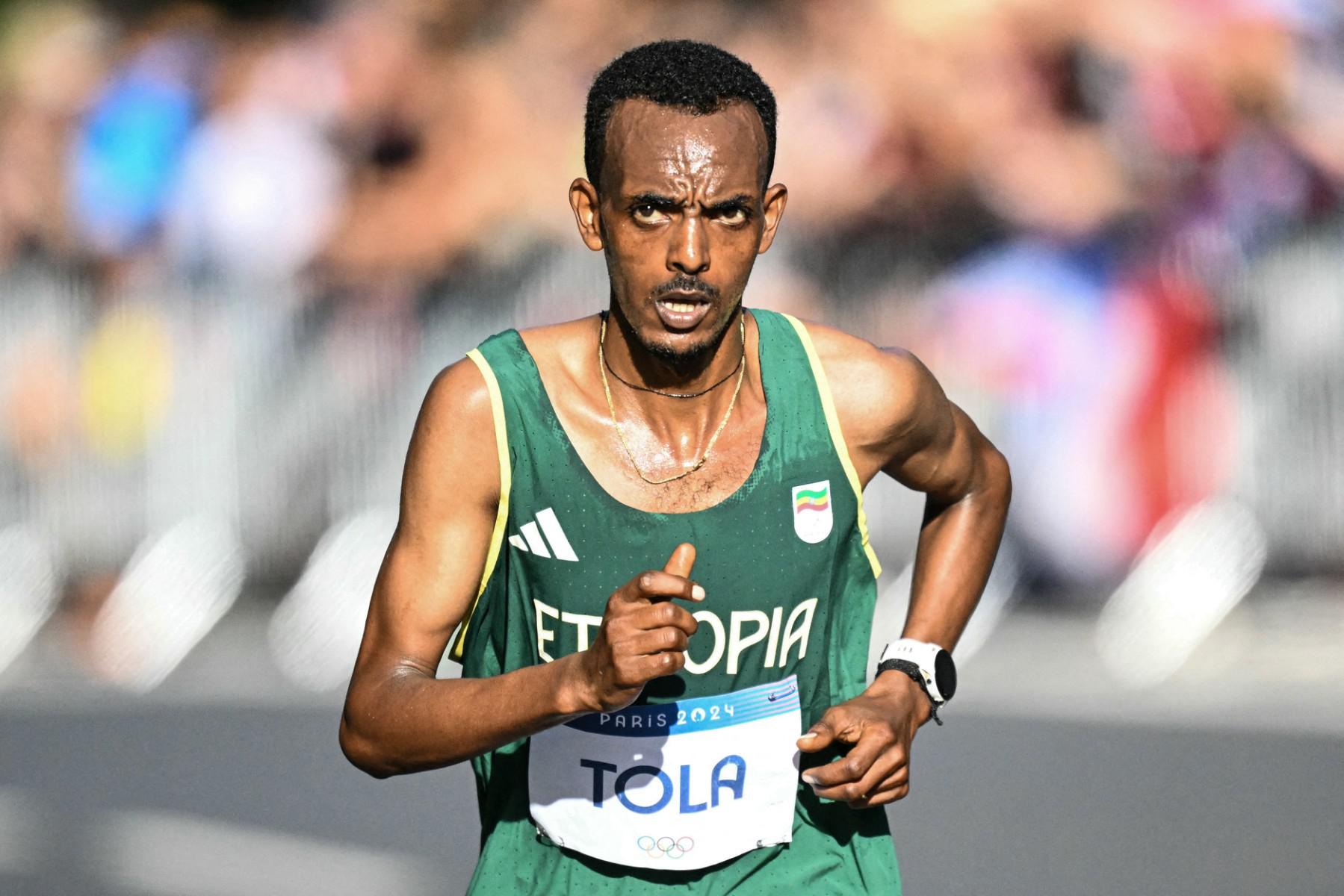 Parigi 2024 - etiope Tola oro nella maratona maschile