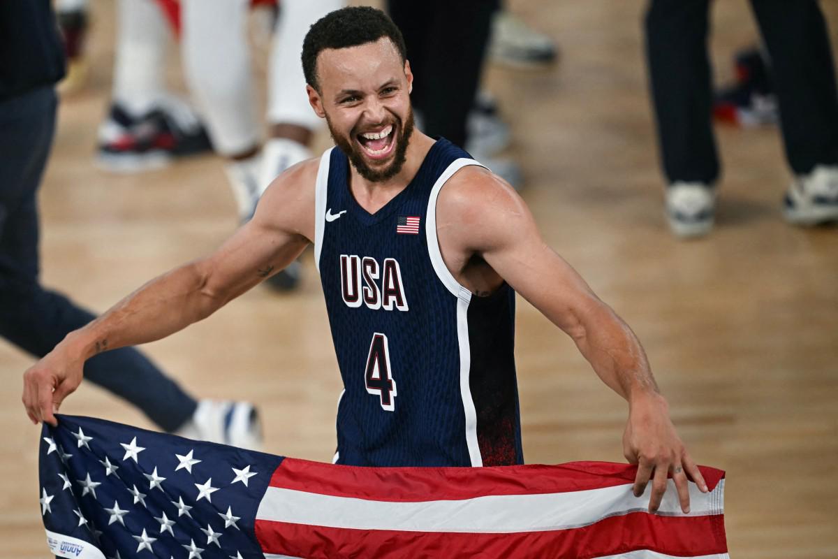 Parigi 2024 - Usa oro nel basket: Curry piega la Francia in finale