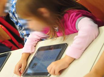 Bimbi che usano tablet più predisposti a scatti di rabbia, lo studio