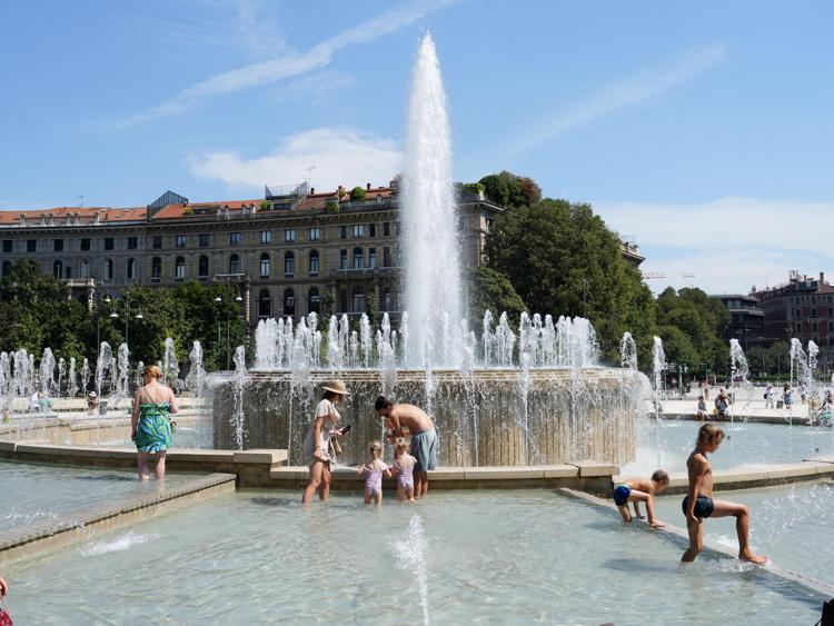 Caldo a Milano - Fotogramma