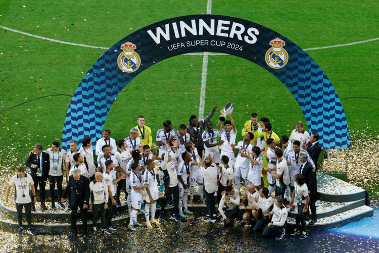 Il Real Madrid festeggia la Supercoppa (Afp)