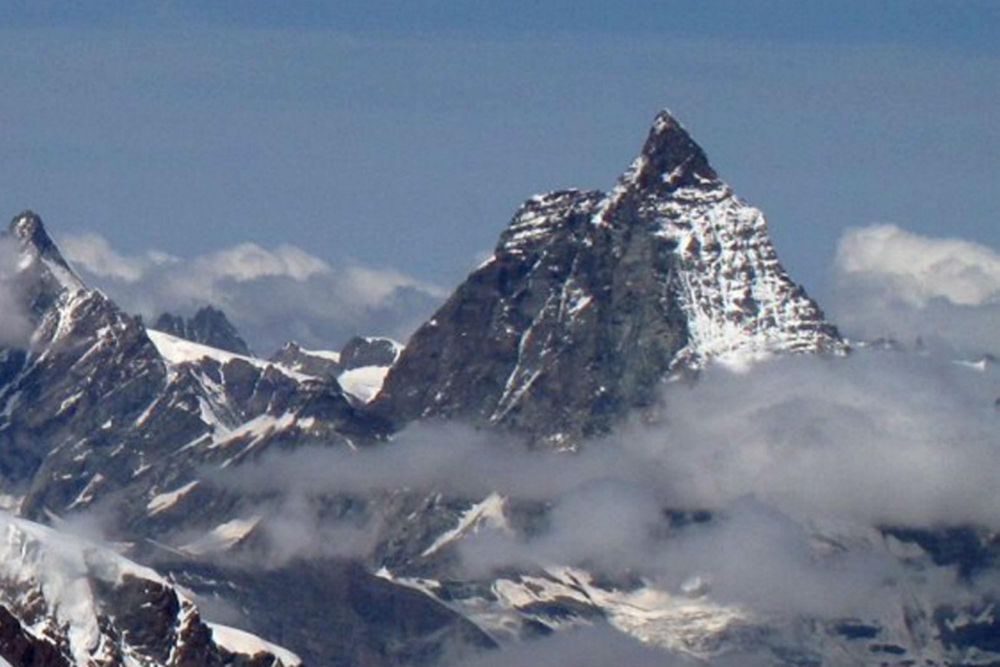 Caduta di mille metri dal Cervino - morti due alpinisti