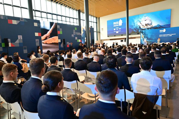 Giappone: tour globale di nave Amerigo Vespucci, al Villaggio Italia di Tokyo la conferenza 