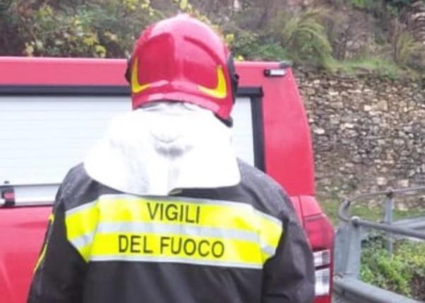 Frana nel casertano - due dispersi - Auto intrappolate nel fango